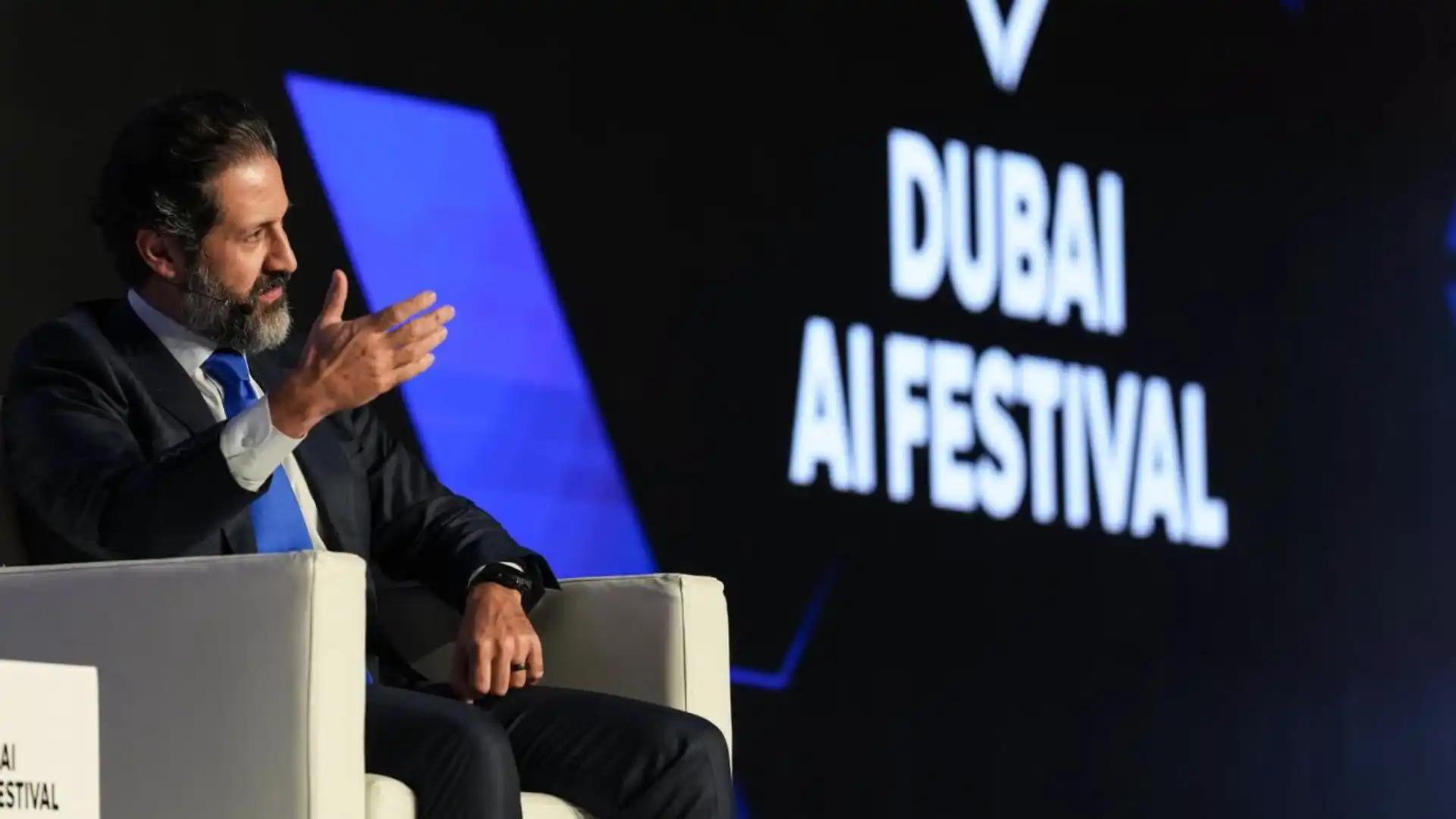 قوباد طالباني يدعو الشركات العالمية إلى المساهمة في تطوير القدرات التقنية في كوردستان